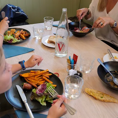 Отель Planb - Living 3*