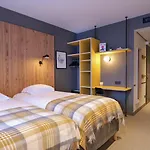 Hotel Planb - Living 3*