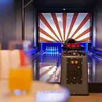 Hotel Planb - Living 3*