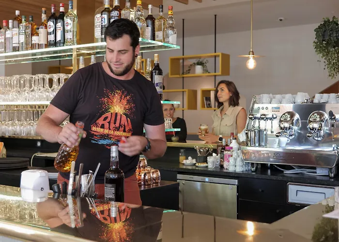 Hotel Planb - Living 3*